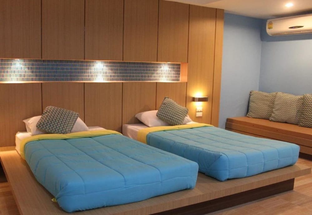 Suite Twin Room photo 1