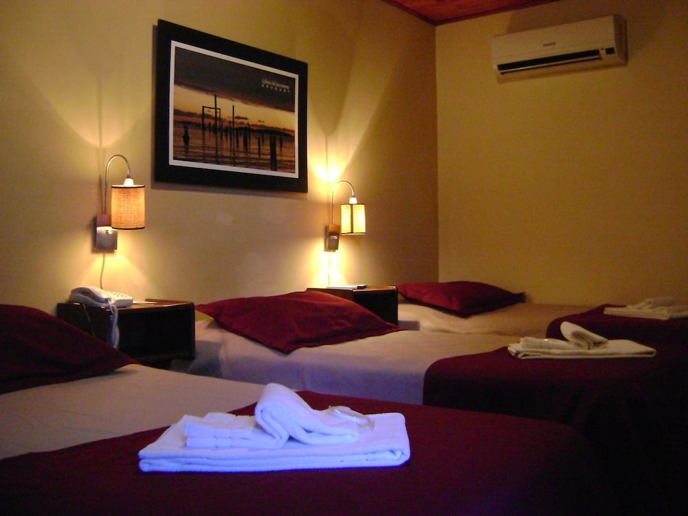 Triple Room, 3 Twin Beds photo 1