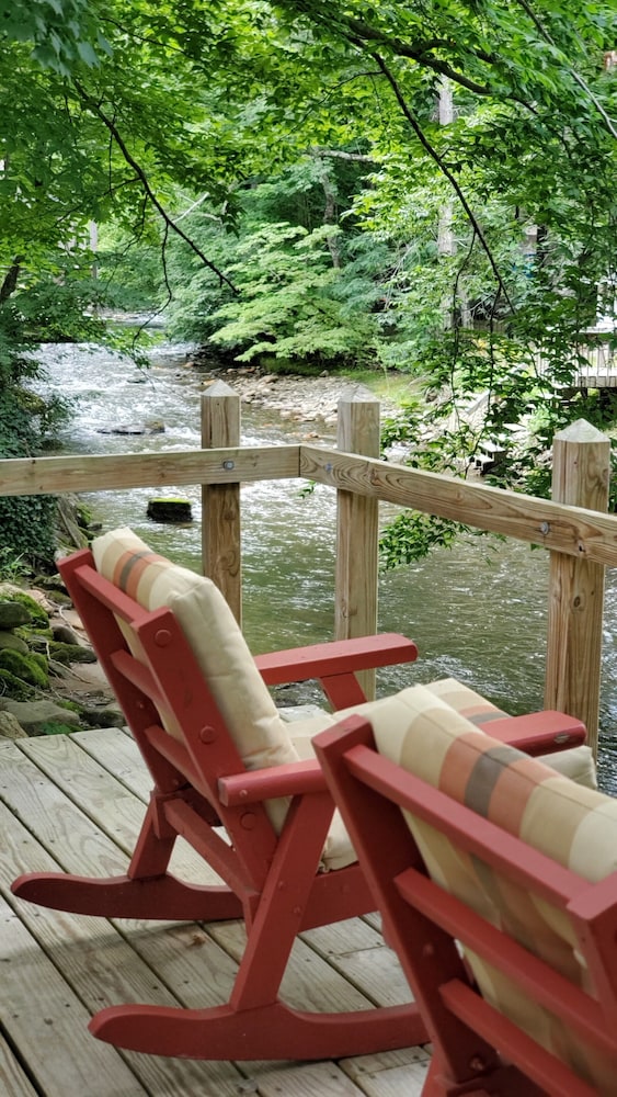Premier Cottage