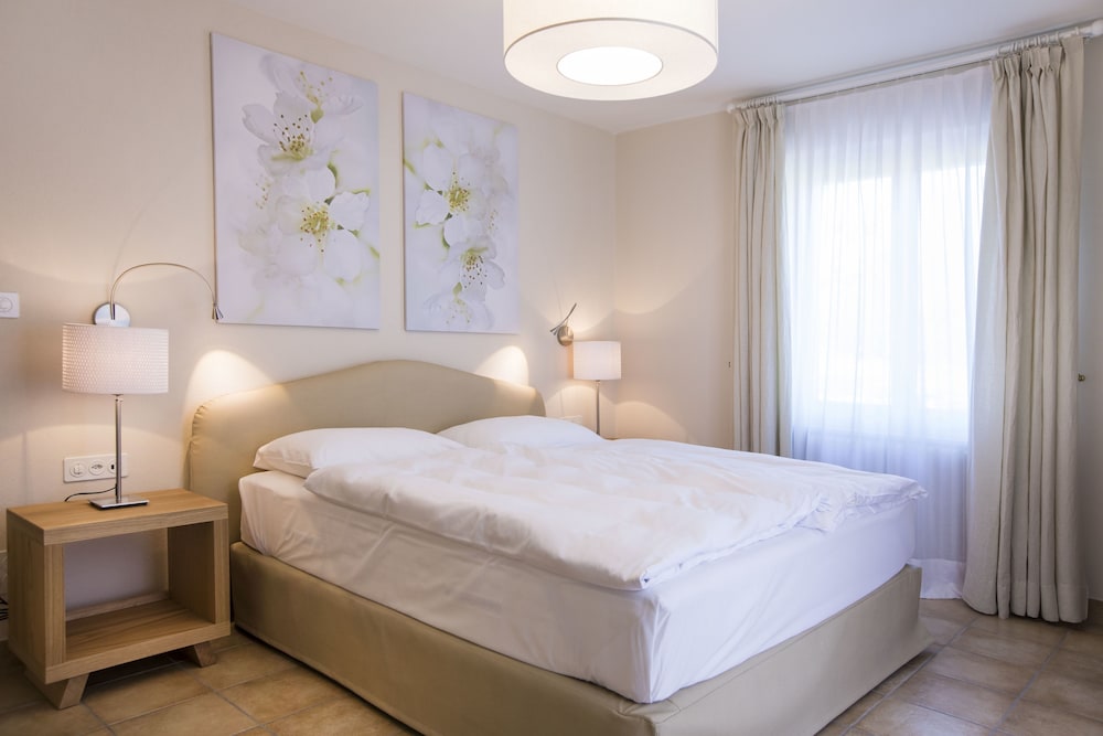 Family Suite, Balcony, Garden Area