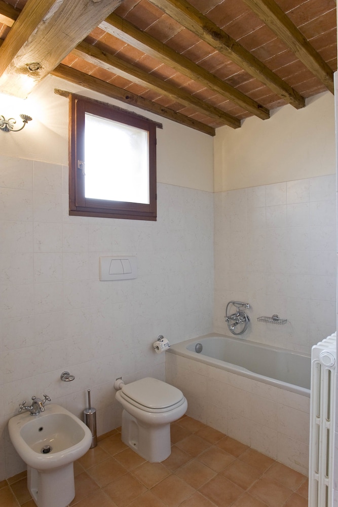 Romantic Apartment, 1 Bedroom, Vineyard View photo 2