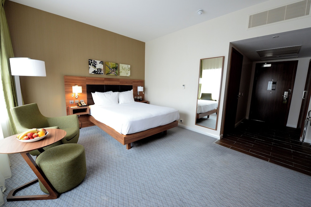 Family Room, 1 Queen Bed, Accessible (Connecting Rooms) photo 2