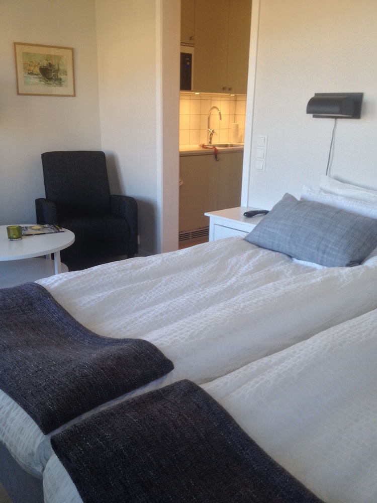 Suite (Mini) photo 1