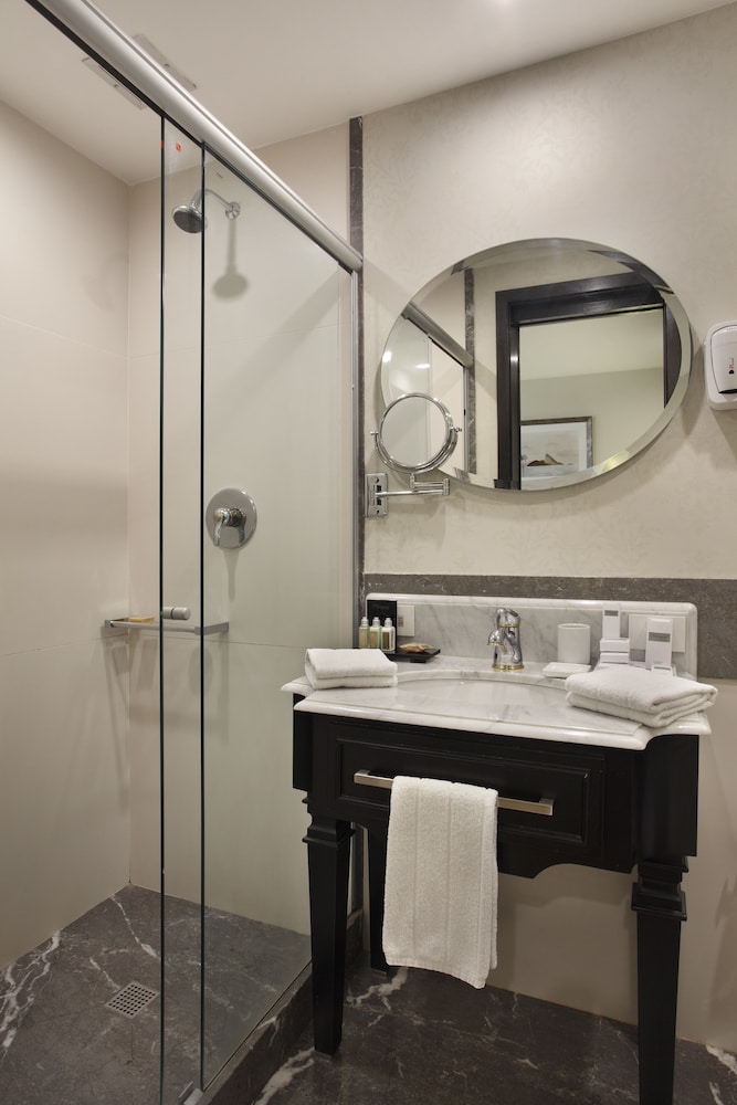 Superior Executivo com 2 Camas de Solteiro