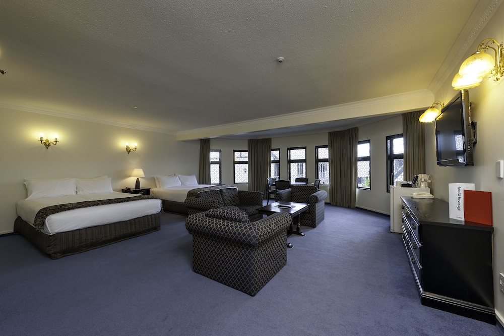 Studio, 2 Double Beds - Photo 2