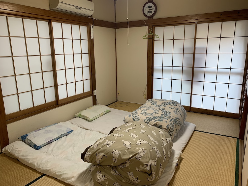 Japanese Style Room, Shared Bathroom, Room No 1 photo 2