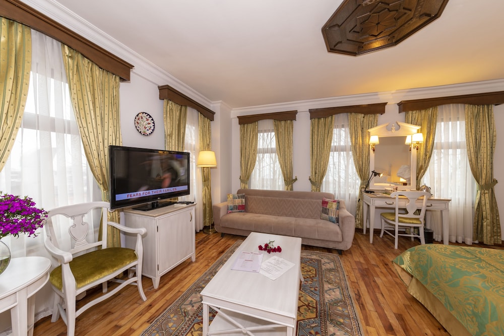 Imperial Suite photo 3