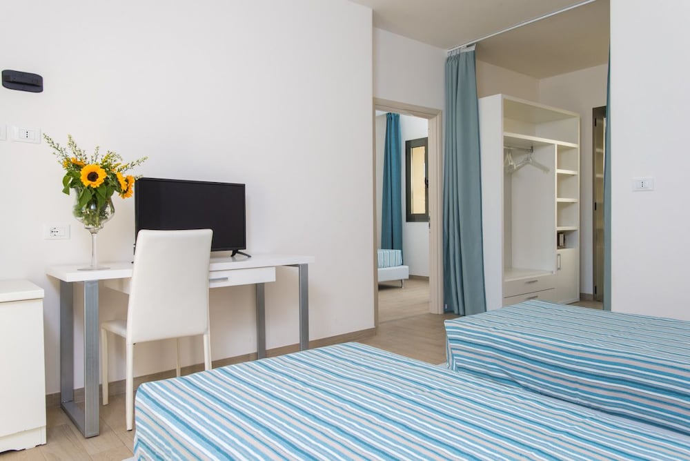 Superior Quadruple Room, 1 Bedroom, Balcony