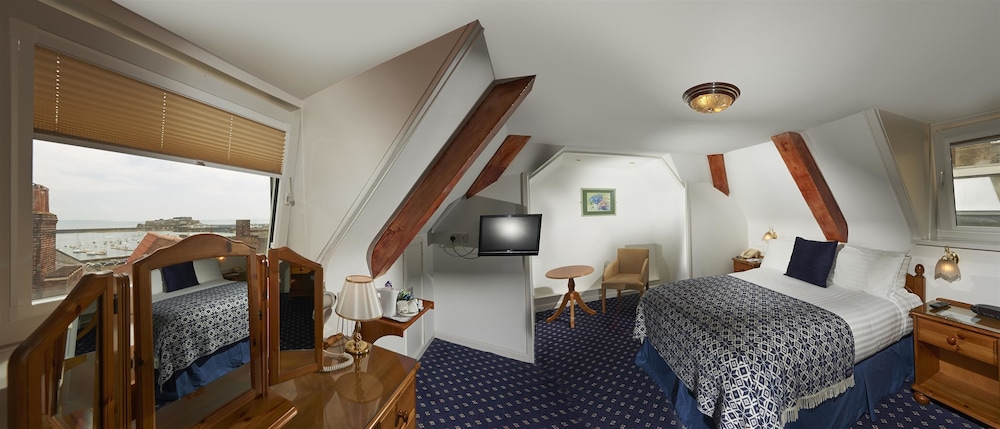 Comfort Room, 1 Double Bed, Non Smoking photo 3