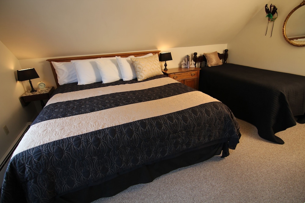 Room 6 photo 2
