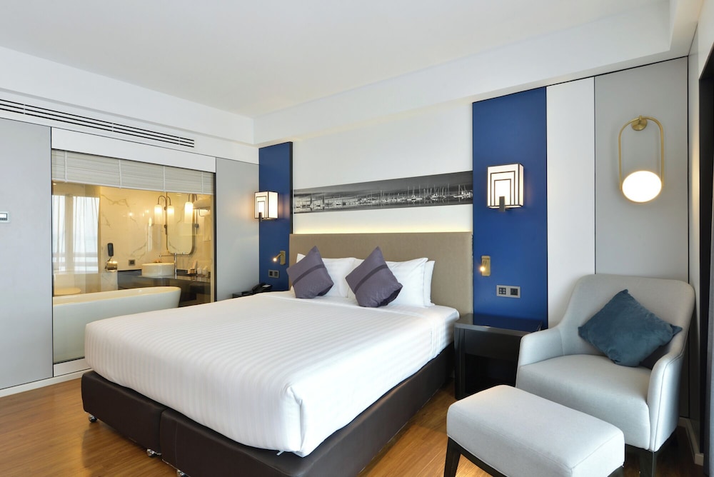 room photo