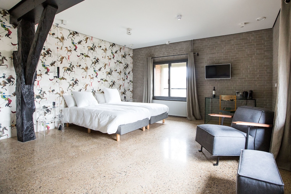 Exclusive Double Room (Room 12)