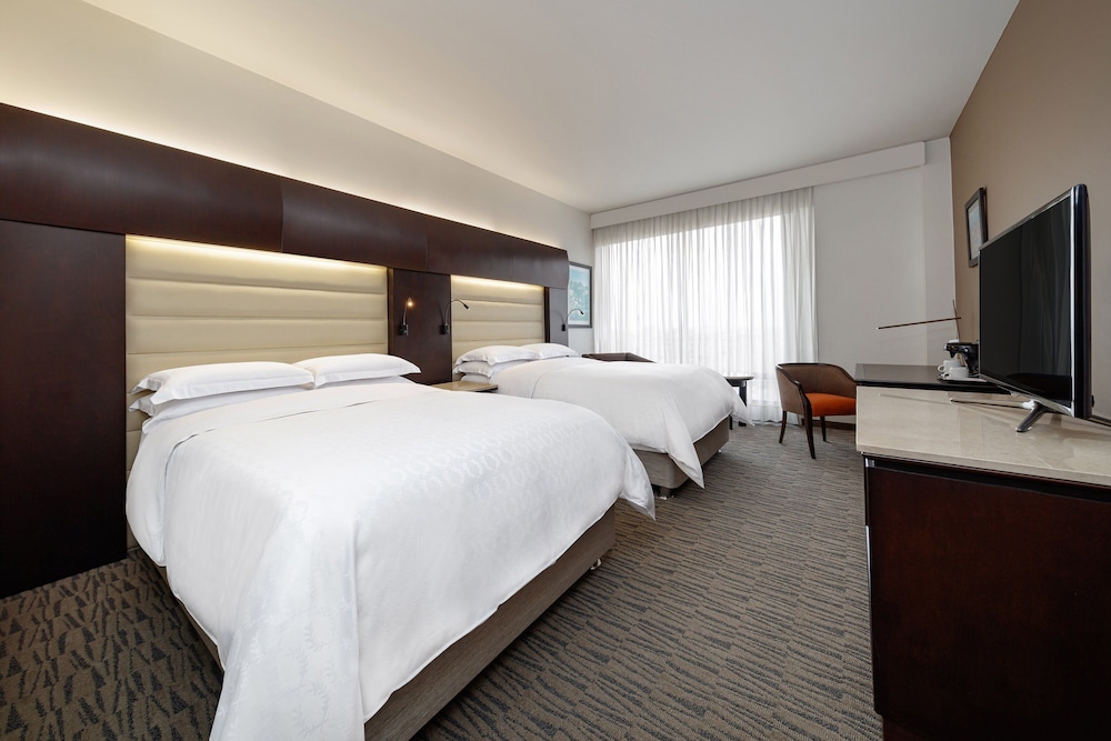 Room, 2 Twin Beds - Photo 2