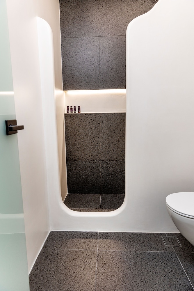 City Triple Room - Photo 25