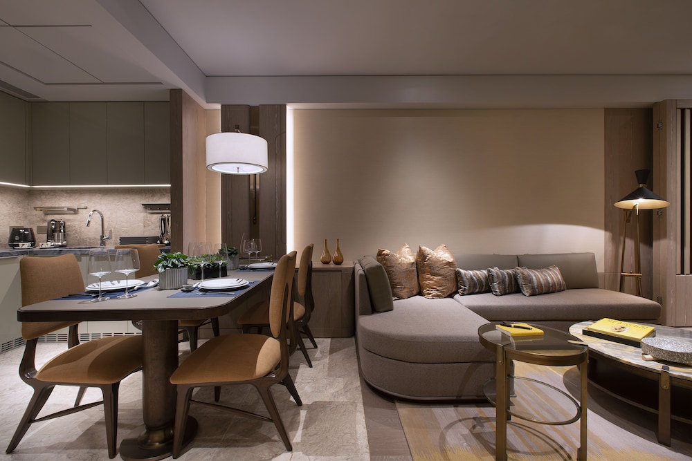 Grand HARBOUR One Plus