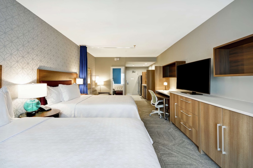 Studio, 2 Queen Beds, Non Smoking photo 3