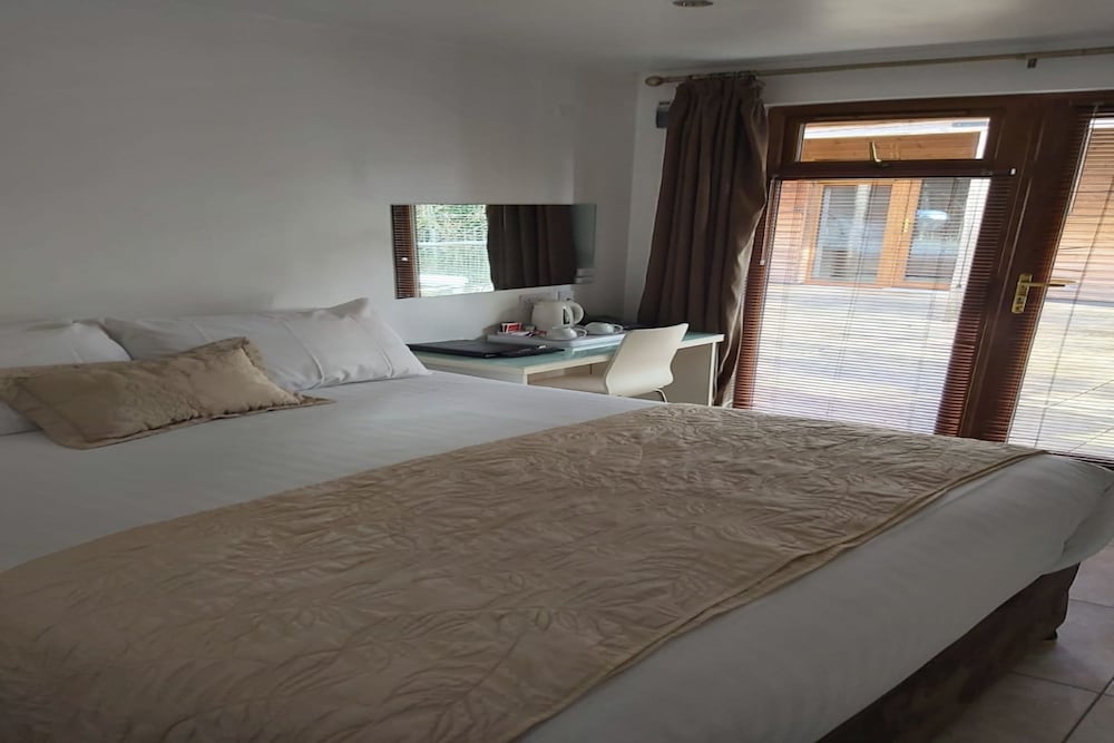 Standard Double Room, 1 Double Bed photo 3