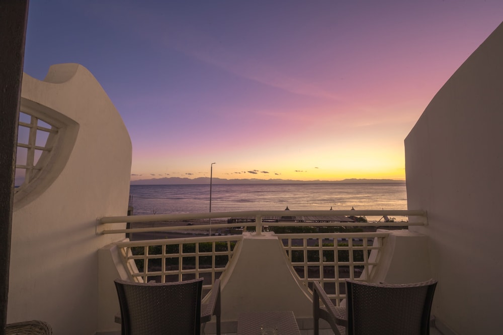Economy Double or Twin Room, Sea View - Photo 7