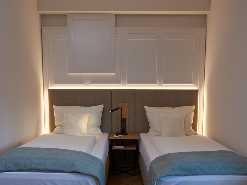 Economy Double Room - Photo 1