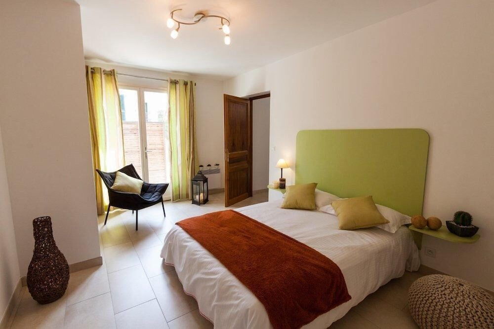 Duplex, 2 Bedrooms