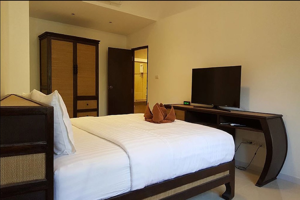 Villa de lujo, 5 habitaciones, acceso a la piscina, vista a la playa
