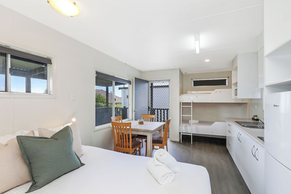 Standard Cabin - Sleeps 4 - Dog Friendly photo 1