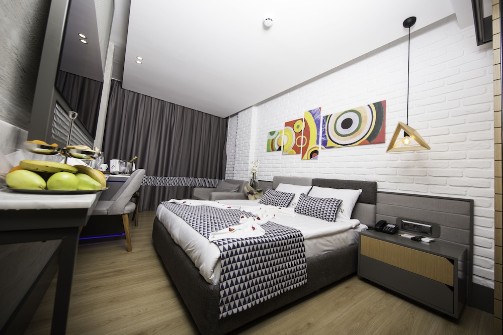 Deluxe Room, Balcony
