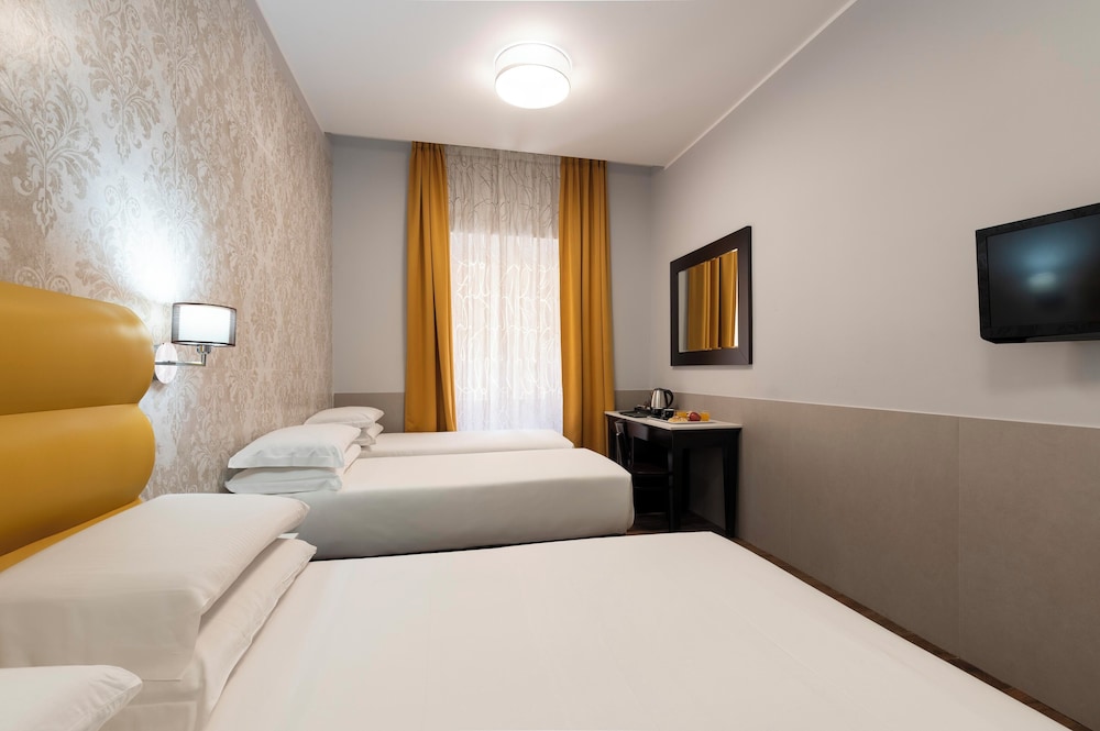 Superior Quadruple Room