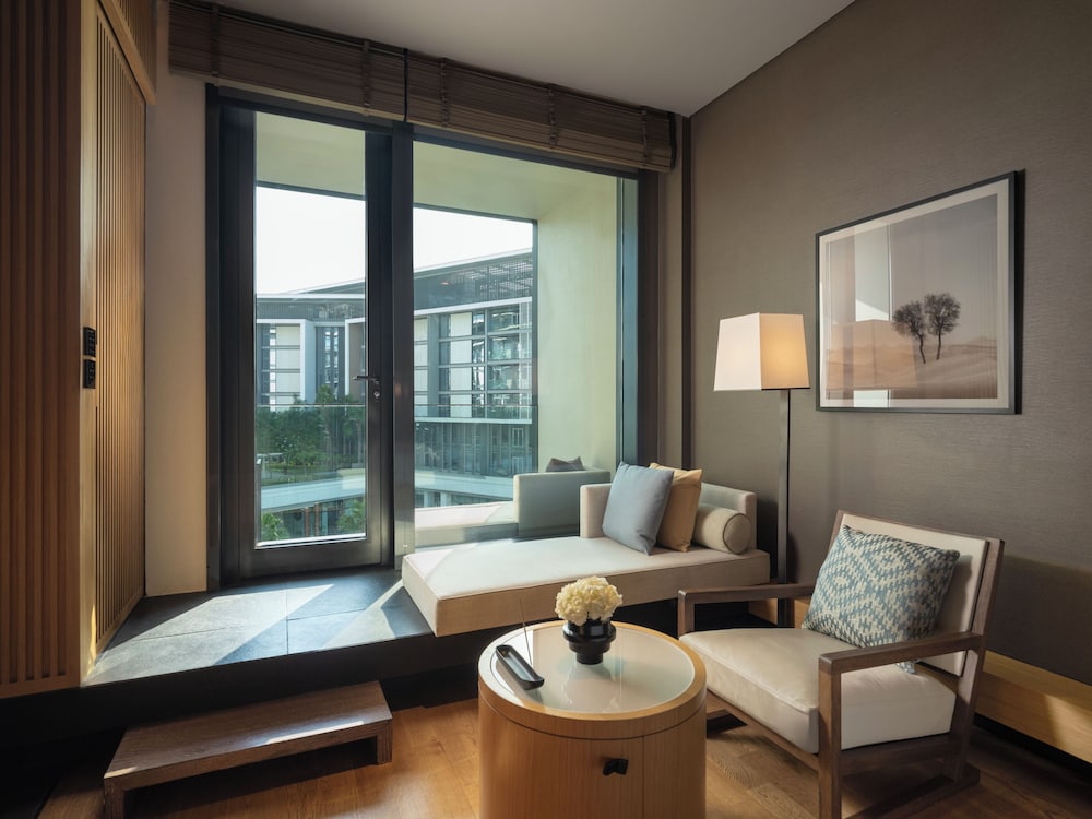 Bliss Guestroom thumbnail 5