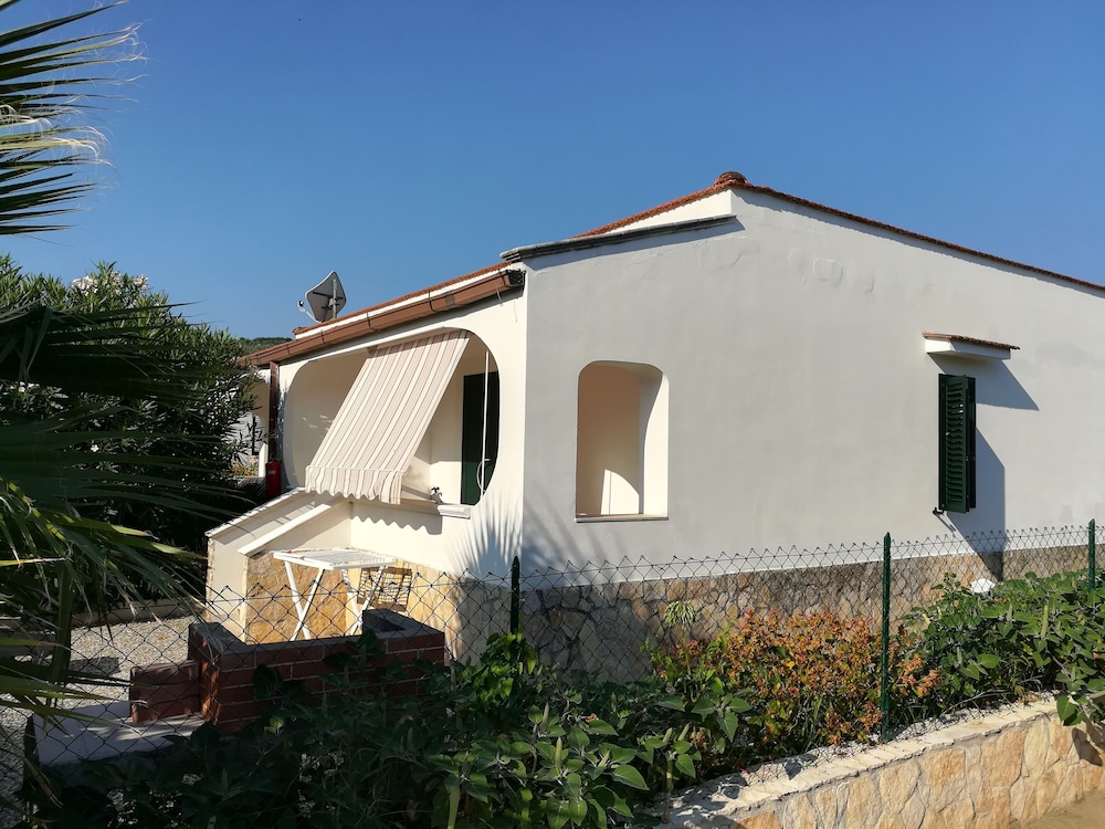 Villa, 2 Bedrooms, Smoking, Balcony
