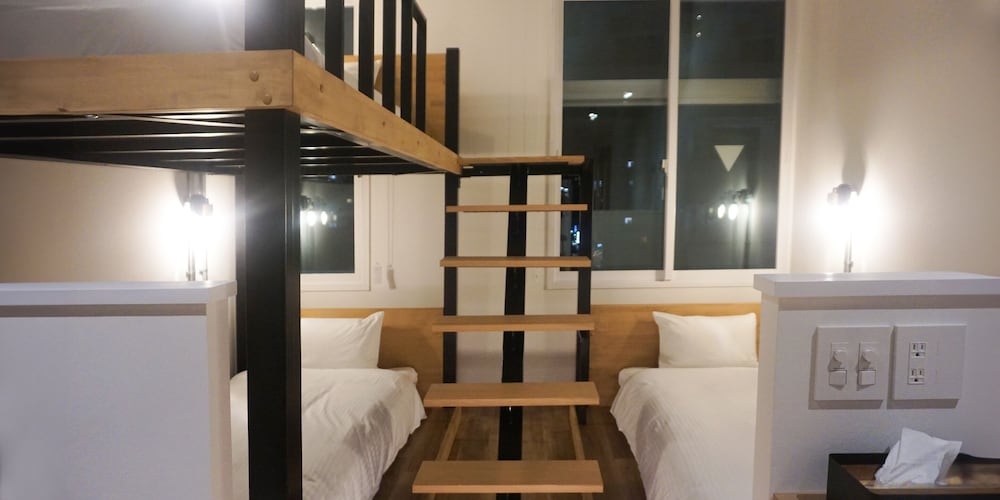 Deluxe Triple Room, Non Smoking photo 2