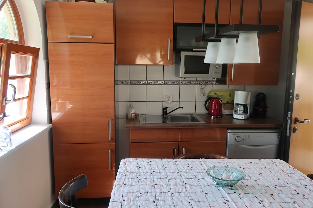 Executive House photo 2