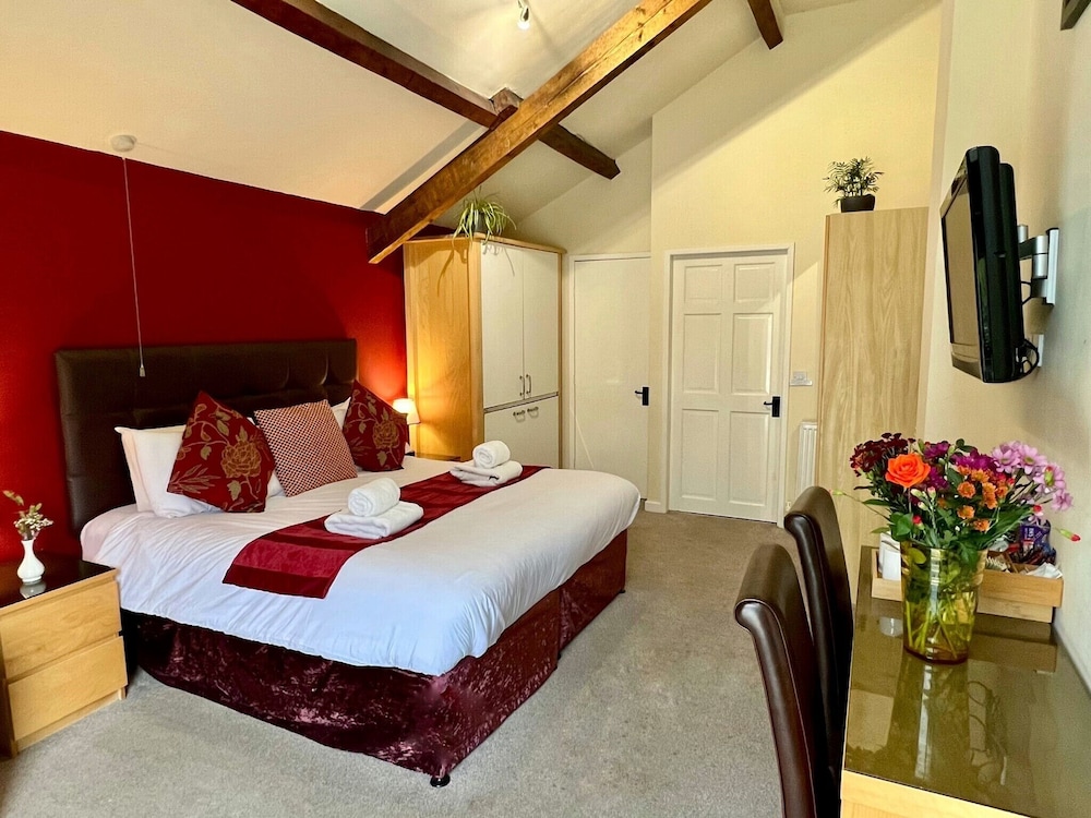 Double Room, Ensuite - Photo 1