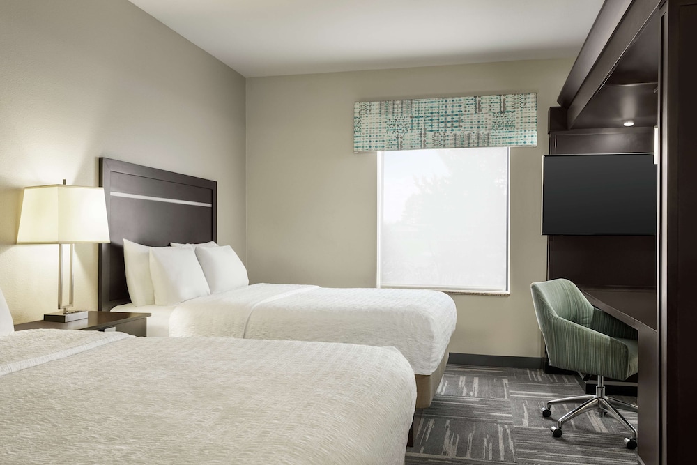 Suite, 2 Queen Beds, Non Smoking - Photo 5