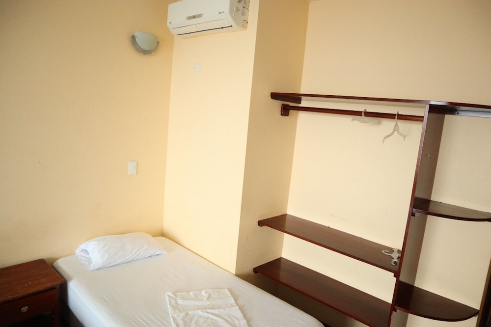 Double Room, 1 Queen Bed