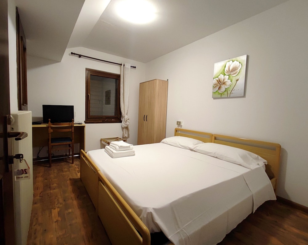Economy Double or Twin Room