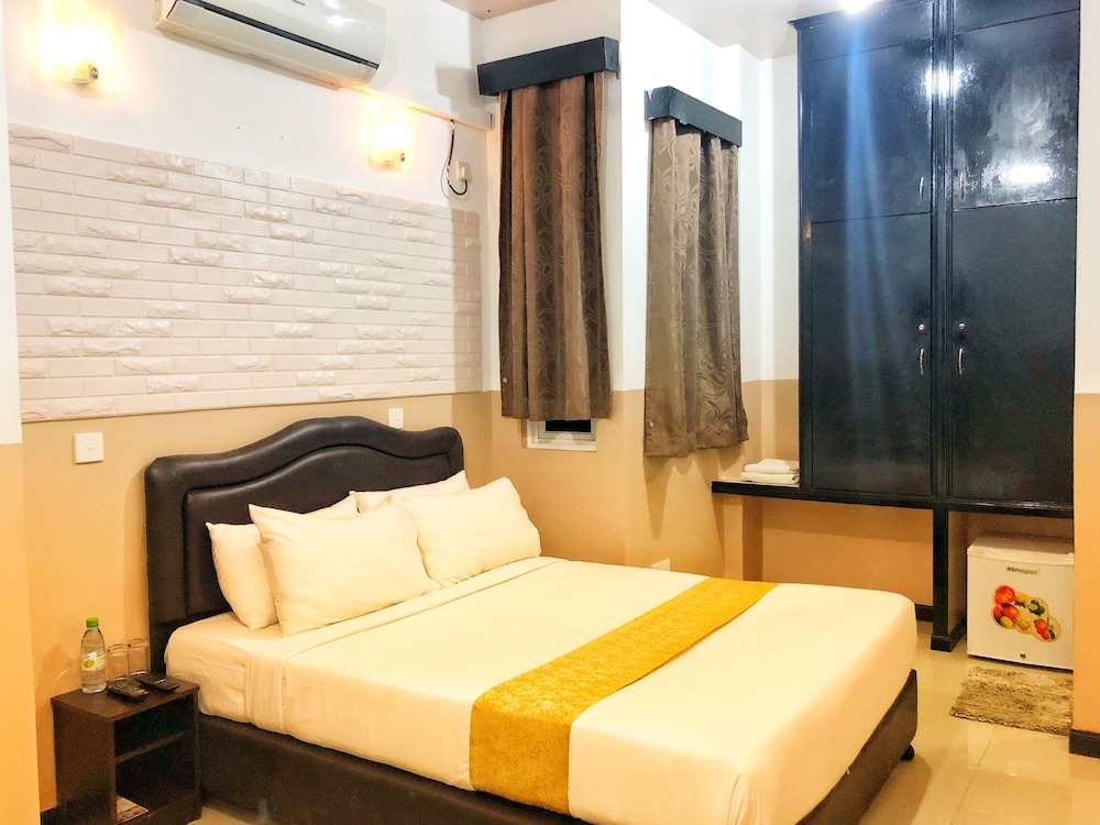 Deluxe Triple Room, 1 Bedroom, City View