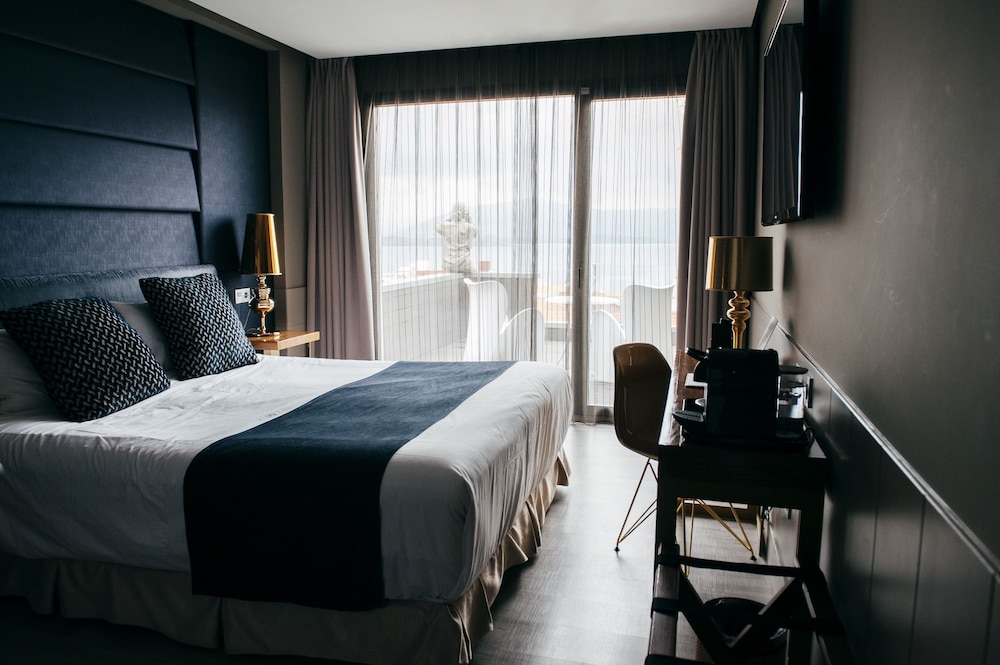 Comfort Double Room, Terrace, Bay View photo 2