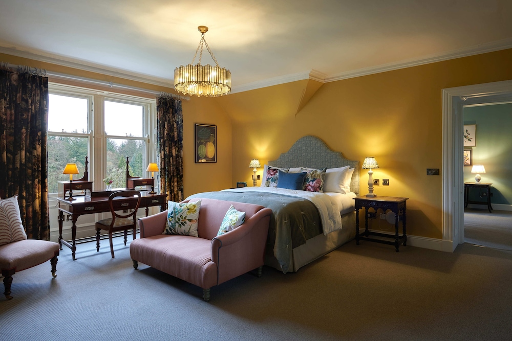 Deluxe Suite photo 1