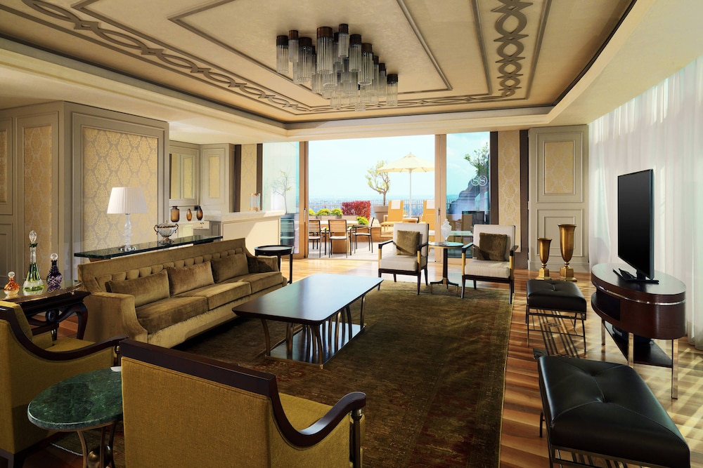Presidential Suite, 1 King Bed, River View