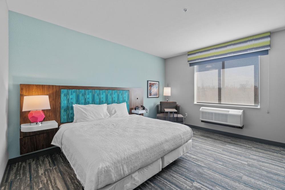 Room, 1 King Bed, Accessible, Bathtub (Nonsmoking) photo 1