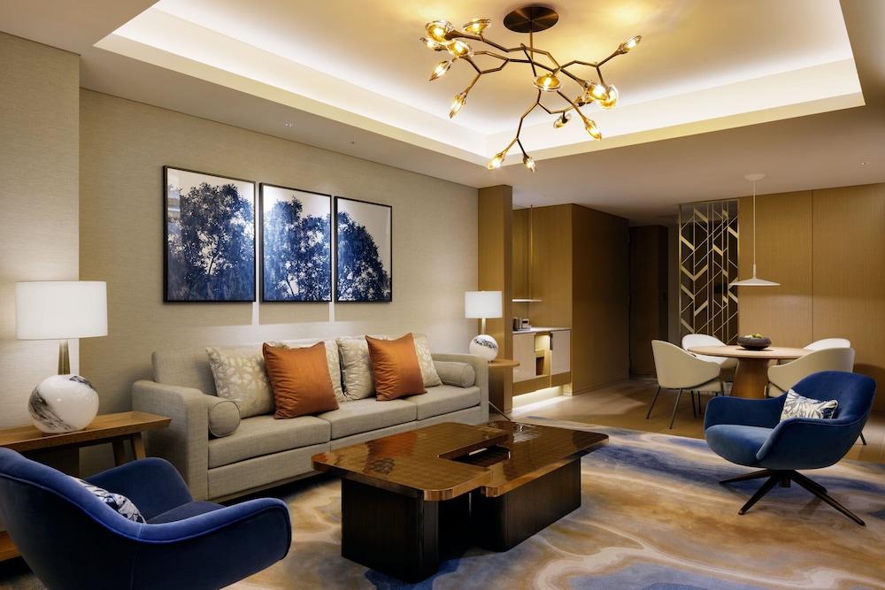 Executive Suite, 1 King Bed photo 3