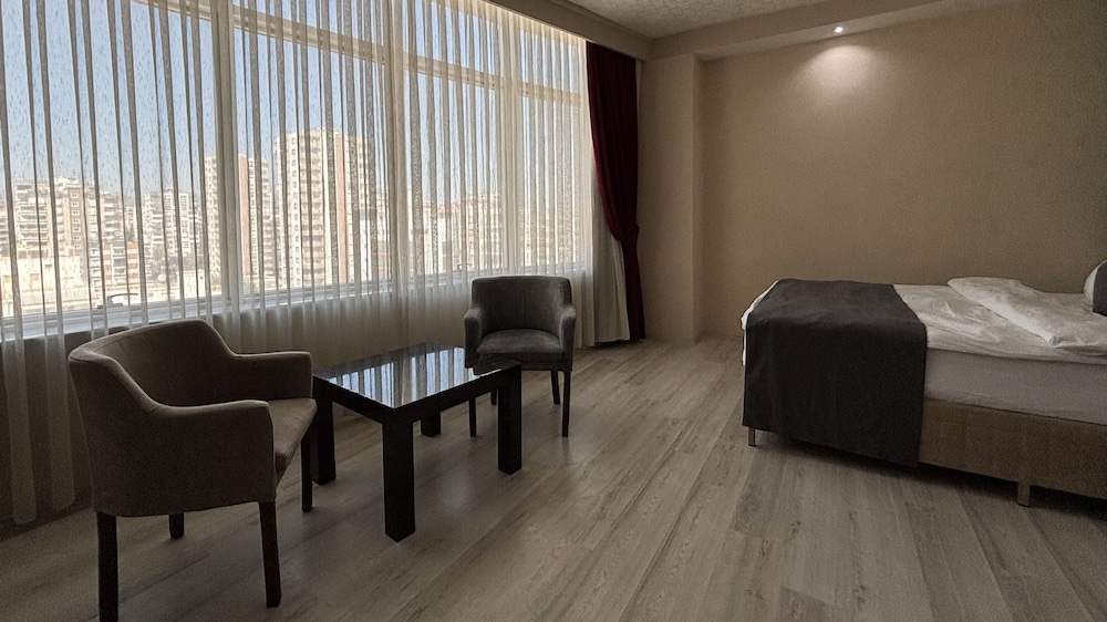 Standard Double or Twin Room photo 1