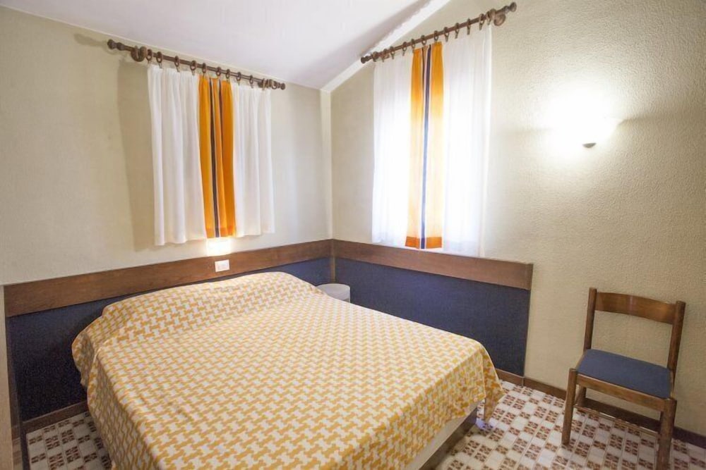 Apartment, 2 Bedrooms (Number 32-33)
