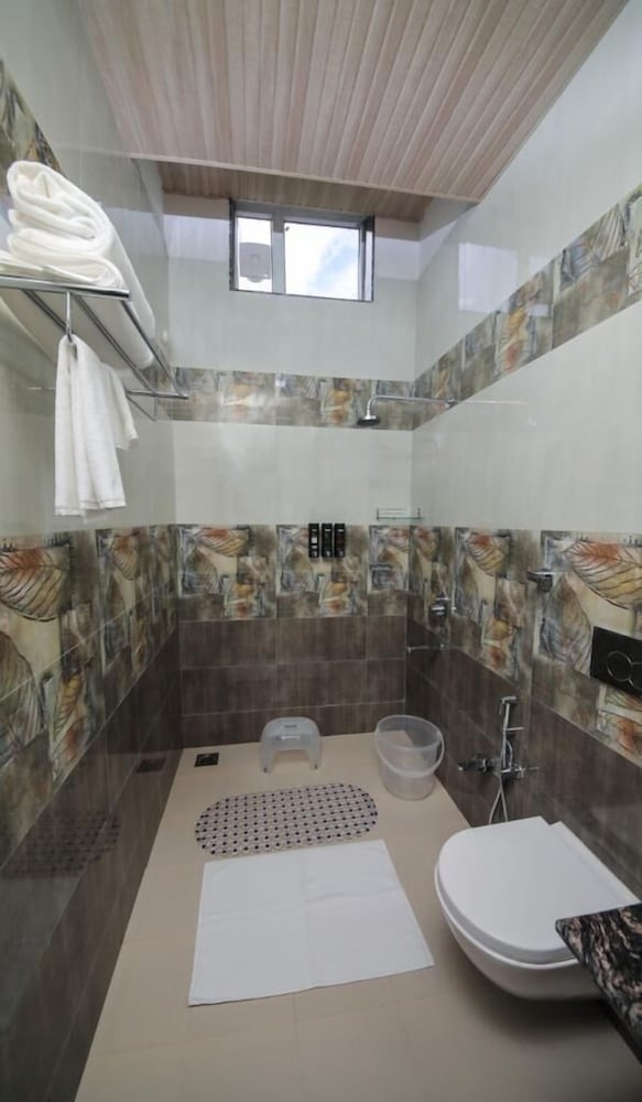 Deluxe Room With Balcony photo 3