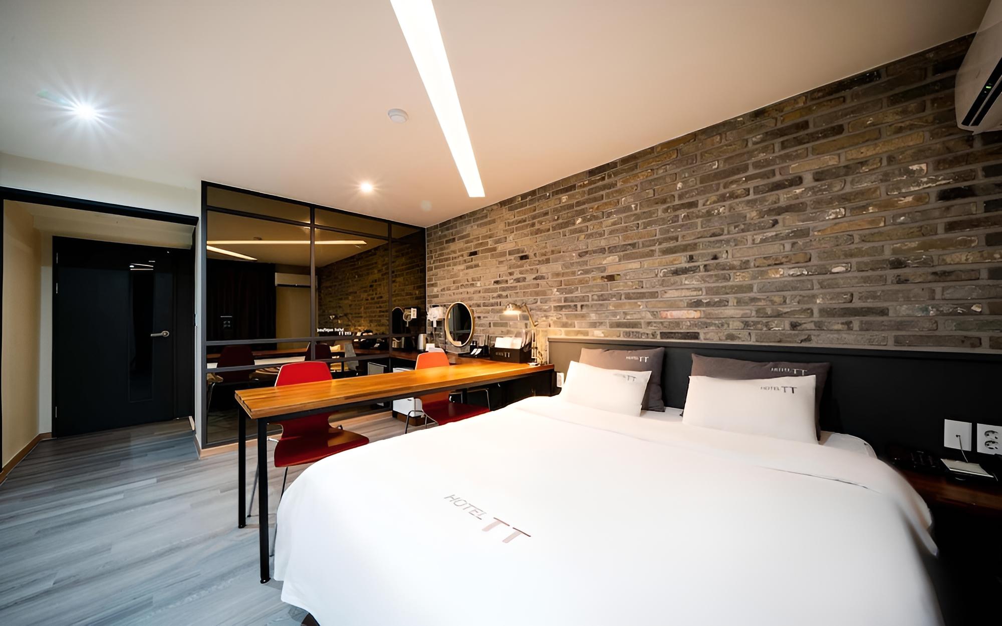 Room (Special Room - Terrace (*Netflix view) - Photo 19