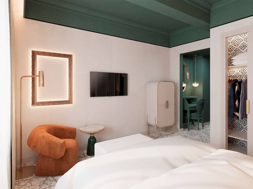 Classic Room, 2 Twin Beds - Photo 1