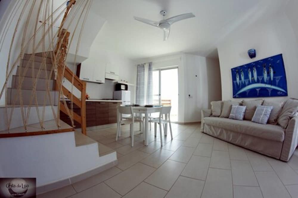 Comfort Penthouse, 1 Bedroom, Non Smoking, Partial Ocean View photo 2