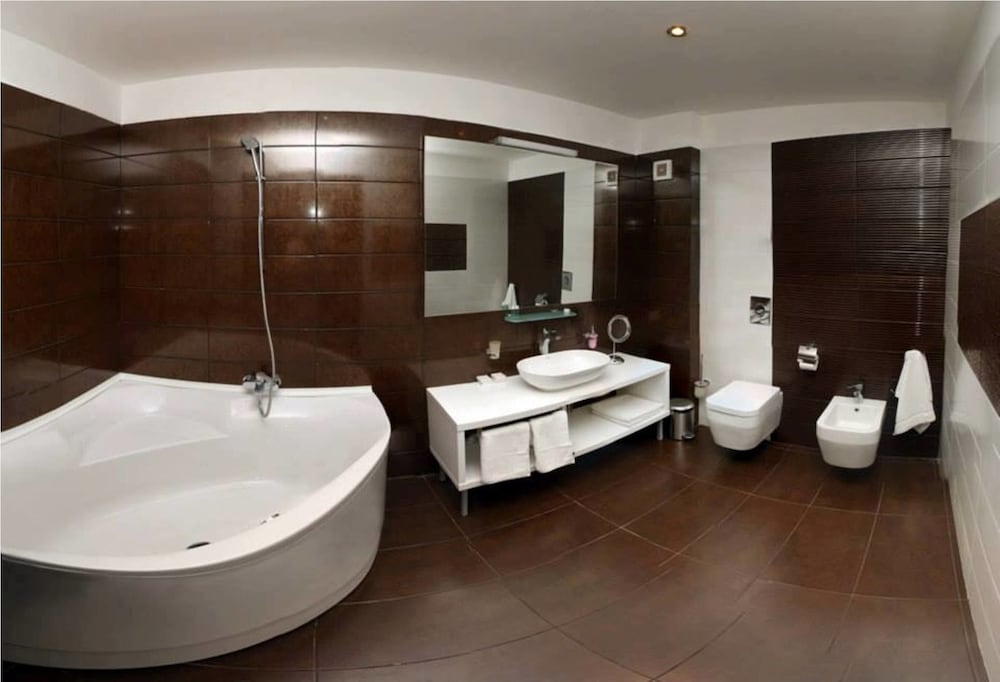 Deluxe Suite, Garden View photo 2