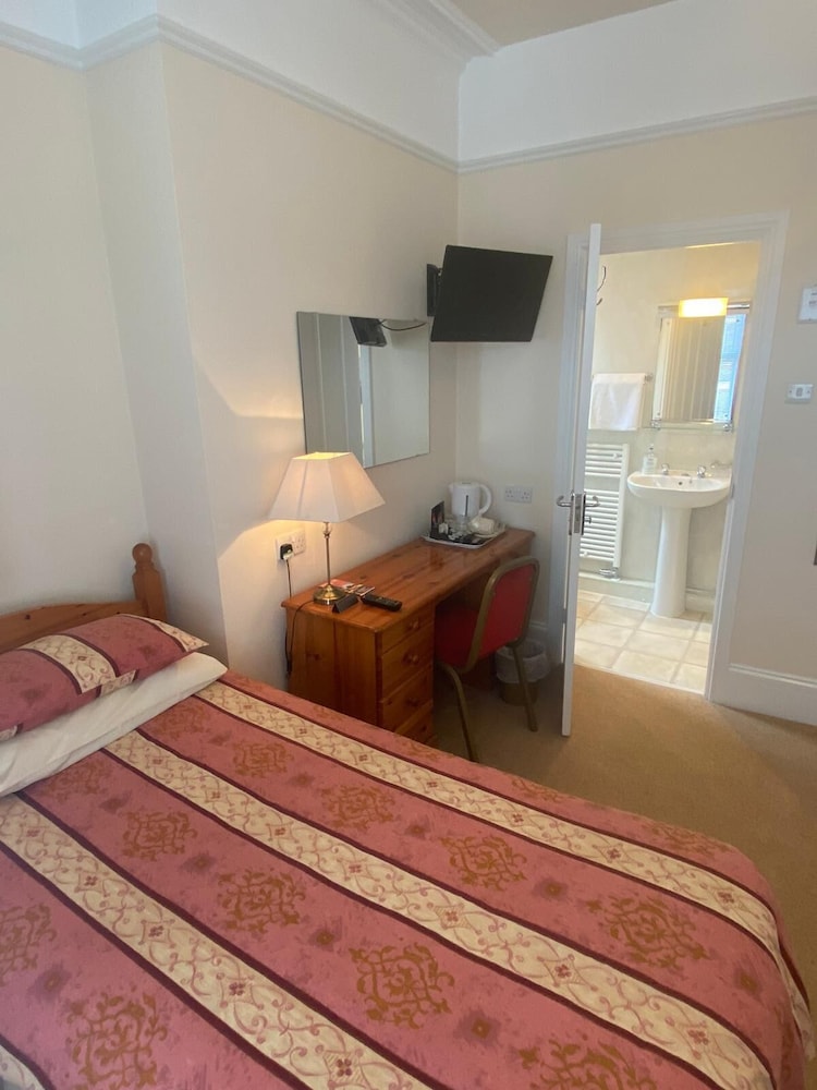 Comfort Double or Twin Room, Ensuite, Courtyard View - Photo 3